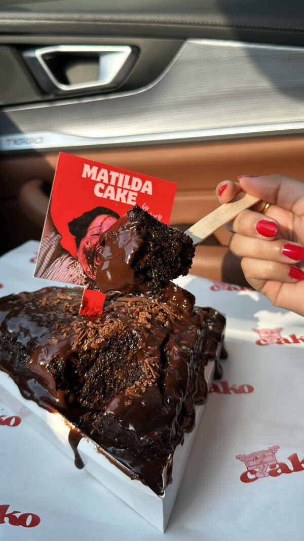 matilda cake box بوكس الماتيلدا